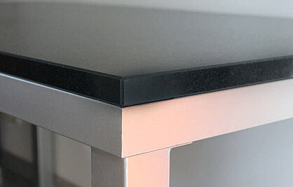Tischplatten aus Granit oder Marmor