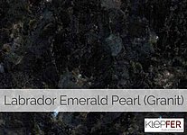 Labrador Emerald Pearl